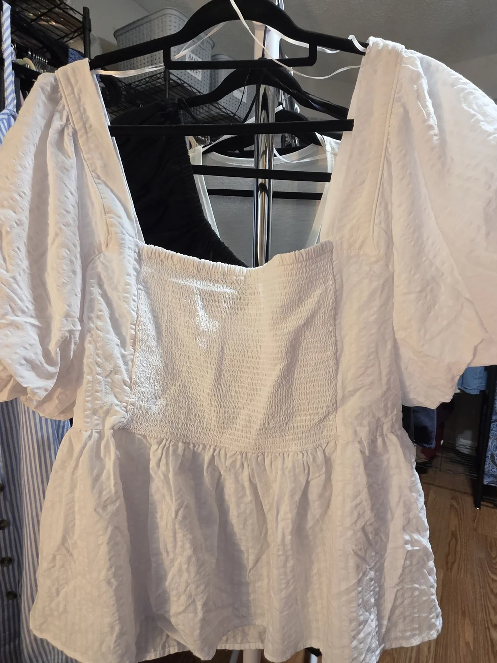 Old Navy White Puff-Sleeve Square Neck Peasant Top